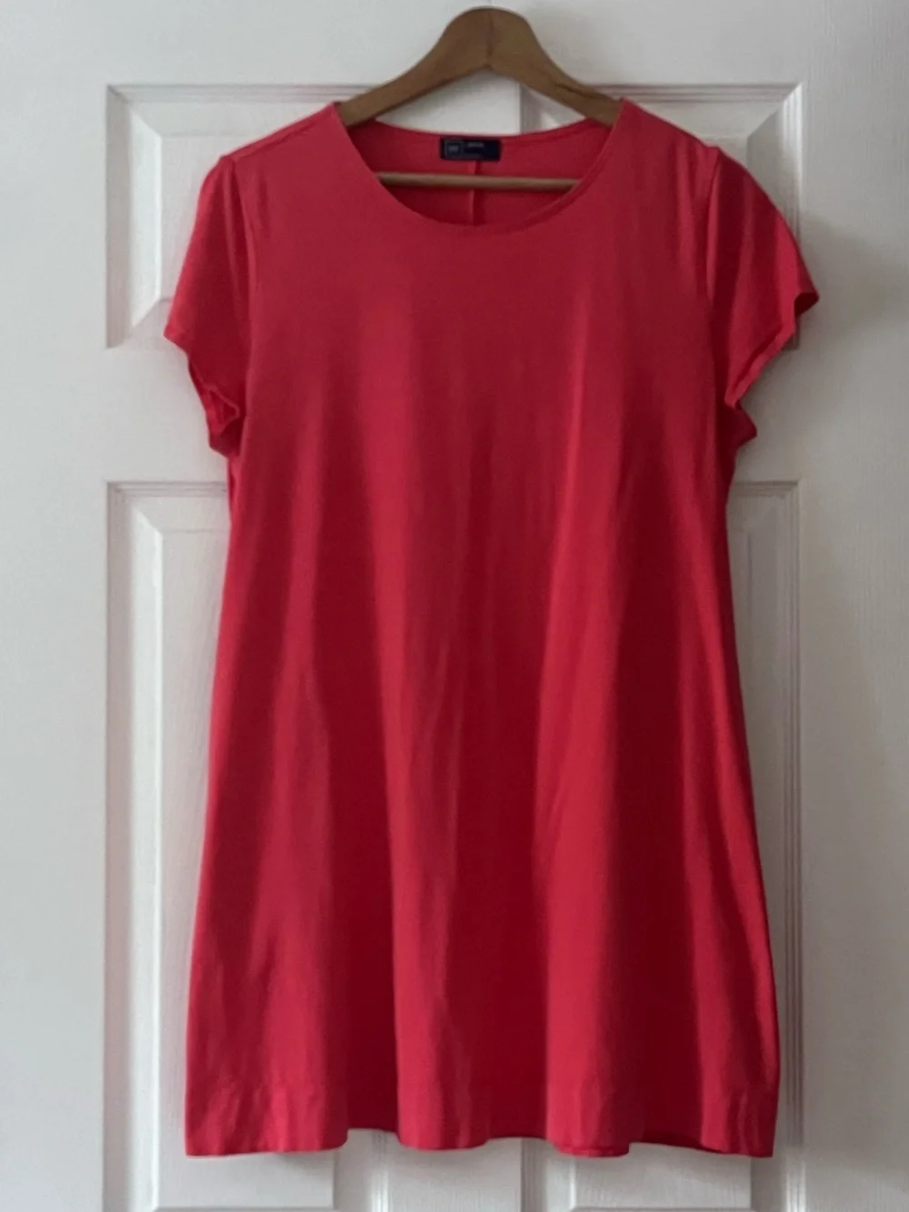 GAP Coral Colored Petite Swing T-Shirt Dress with Pockets